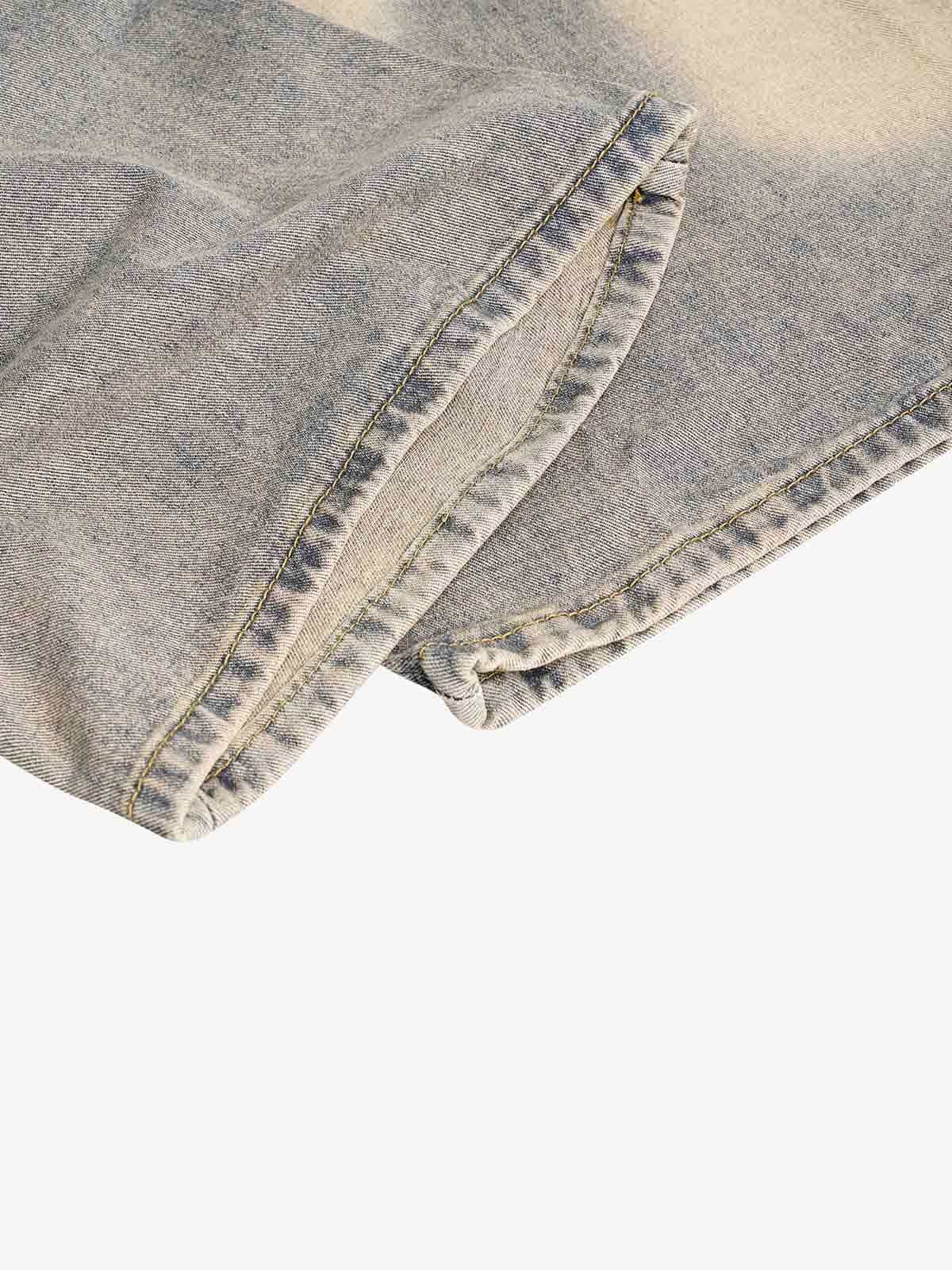 Plissee-Scimitar-Jeans