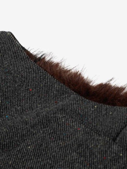 Warmth-Enhancing Faux Fur Collar Vest for Winter Outdoors 