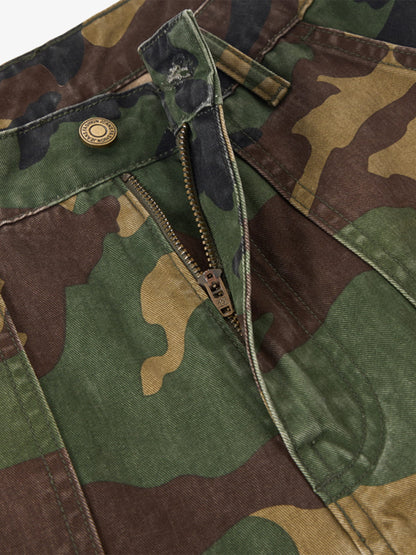 Camouflage Cargo Pants with Wide Leg Design for Versatile Wear 