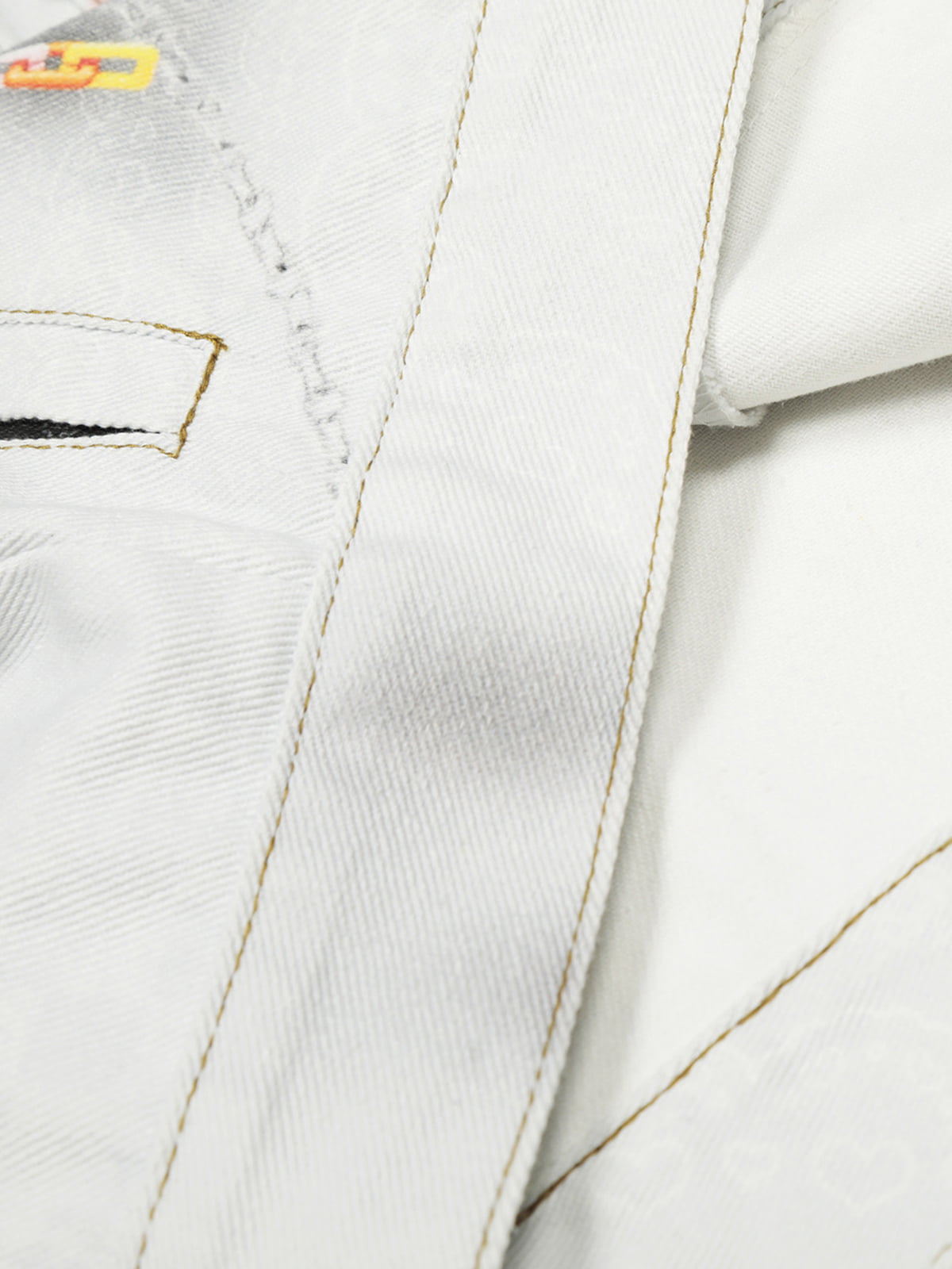 Stylish Embellished Denim Jacket for Women - Perfect for Casual and Trendy Looks 
