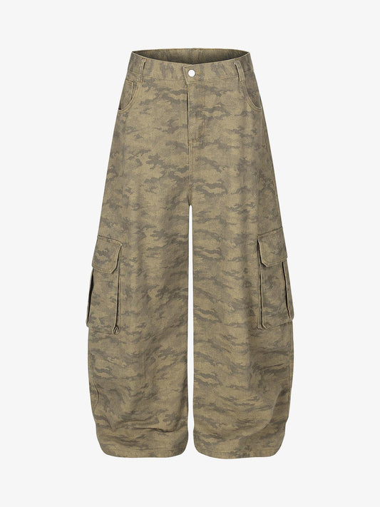 Camouflage Utility Cargo Shorts for Men - Perfect for Outdoor Adventures 