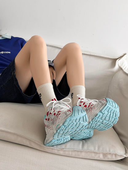 Height-Enhancing Sneakers with 7.0cm Invisible Lift for Everyday Wear 