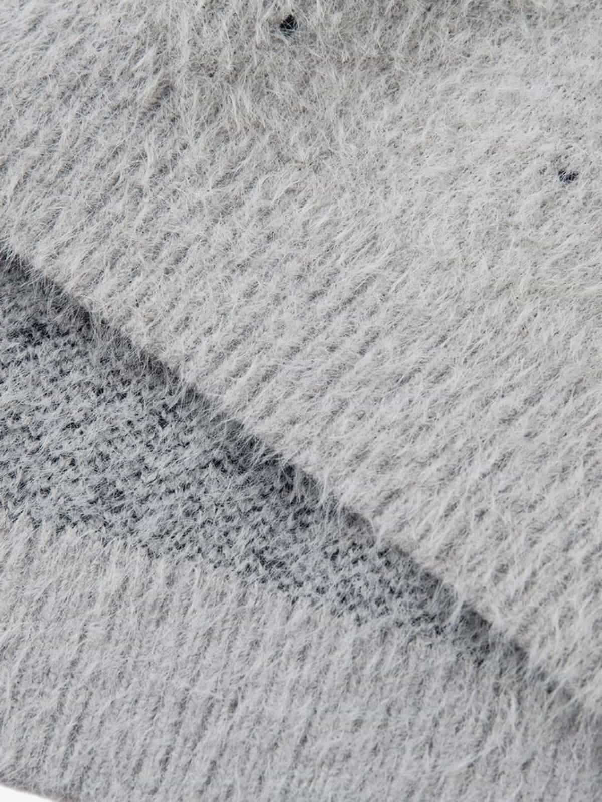 Stylish Speckled Knit Sweater with Embellished Buttons 