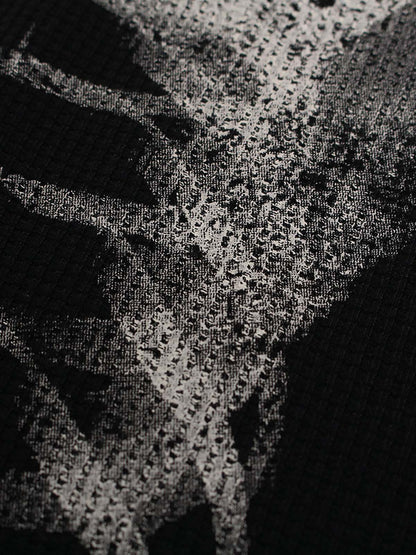 Skeleton Print Long Sleeve T-Shirt - Bold and Edgy Design for Men 