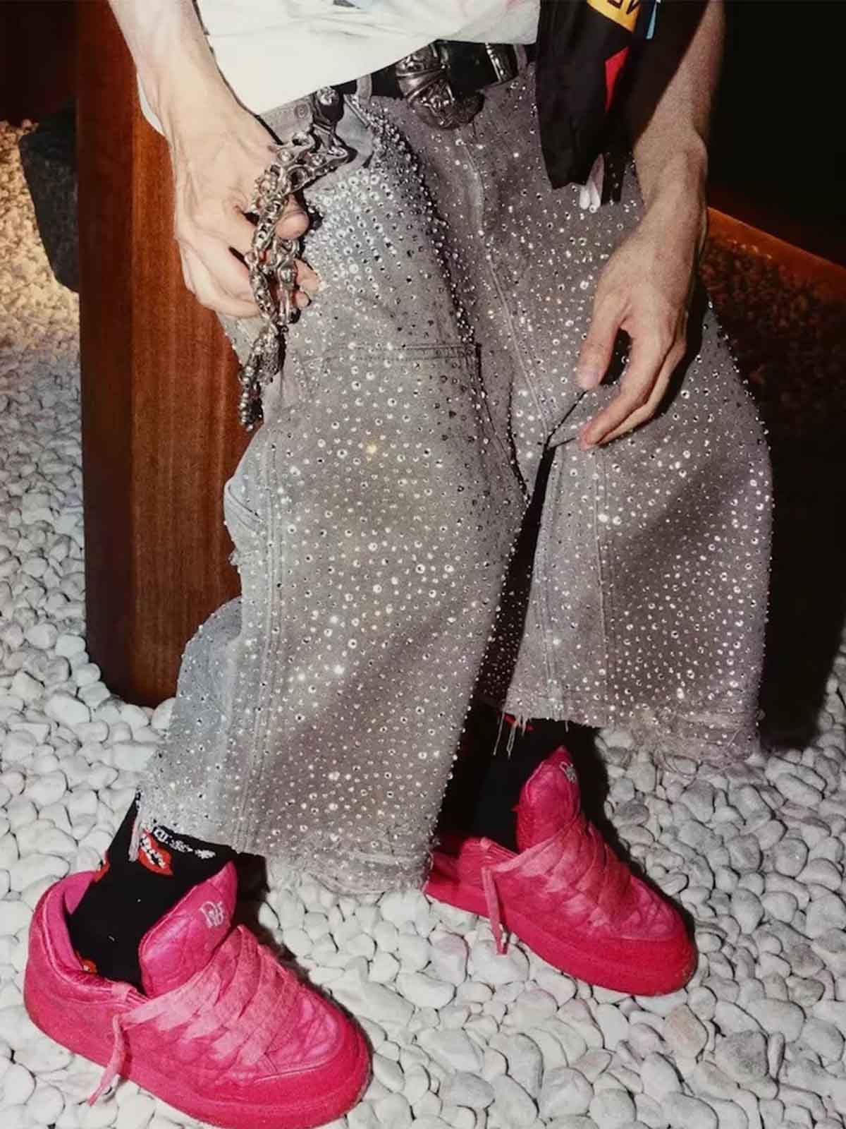 Studded Denim Cargo Shorts for Men with Rhinestone Embellishment, Fashionable Streetwear Style, Distressed Hem Design 