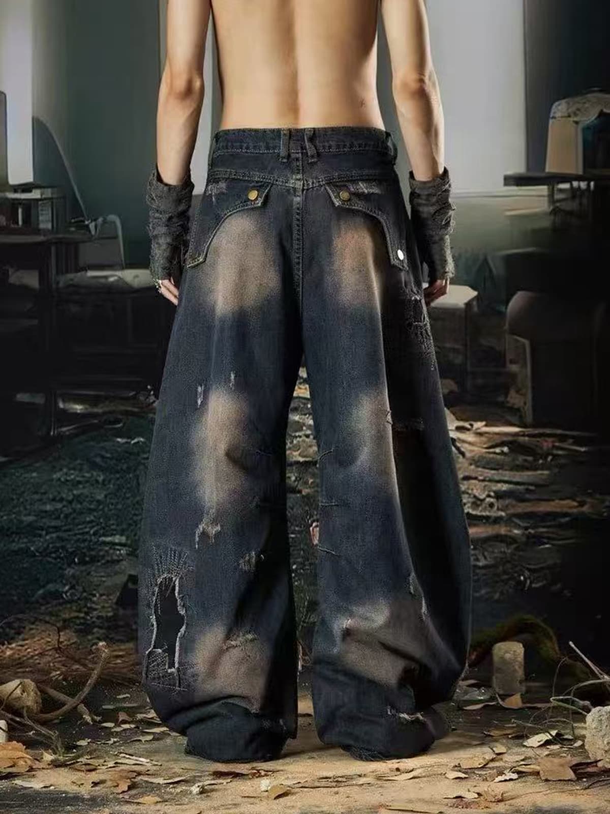 Vintage Washed Patchwork Distressed Barrel Jeans 