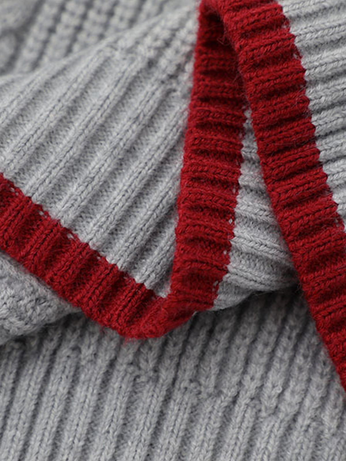 Striped Crew Neck Sweater for Women - Stylish and Cozy Winter Knitwear 