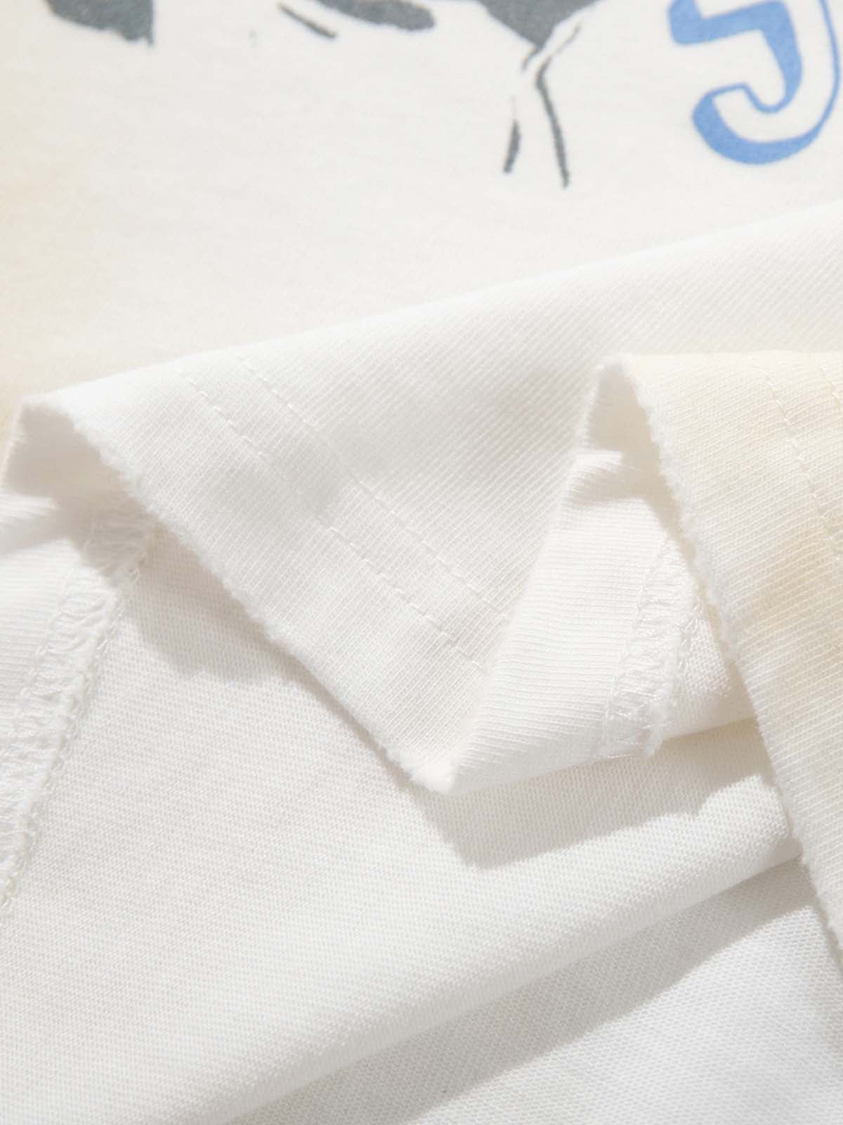 Cotton Blend Vintage Rock 'n' Roll Graphic T-Shirt with 1977 Punk Band Print and Distressed Wash Finish 