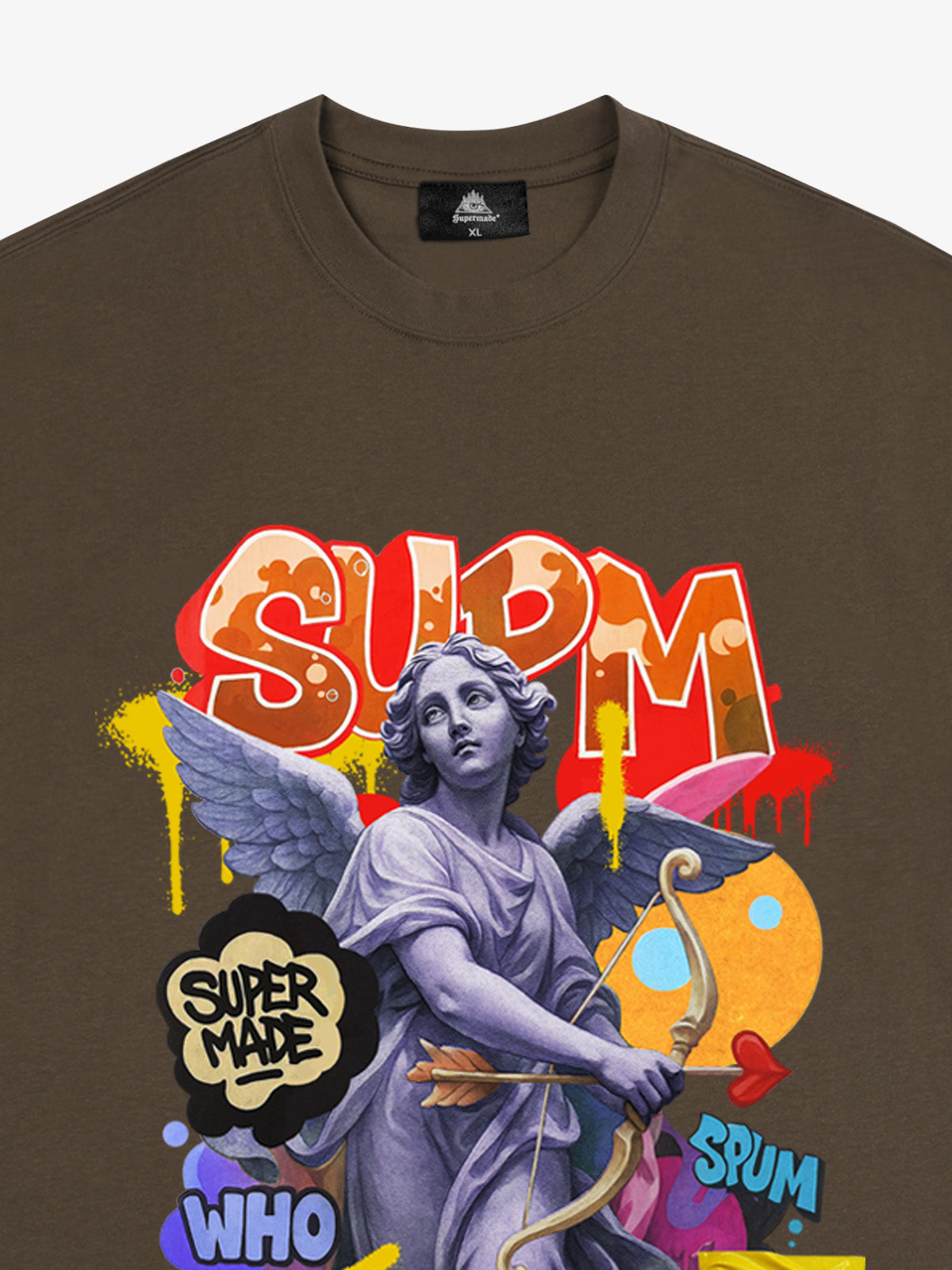 Angel statue and street graffiti mixed pattern T-shirt 
