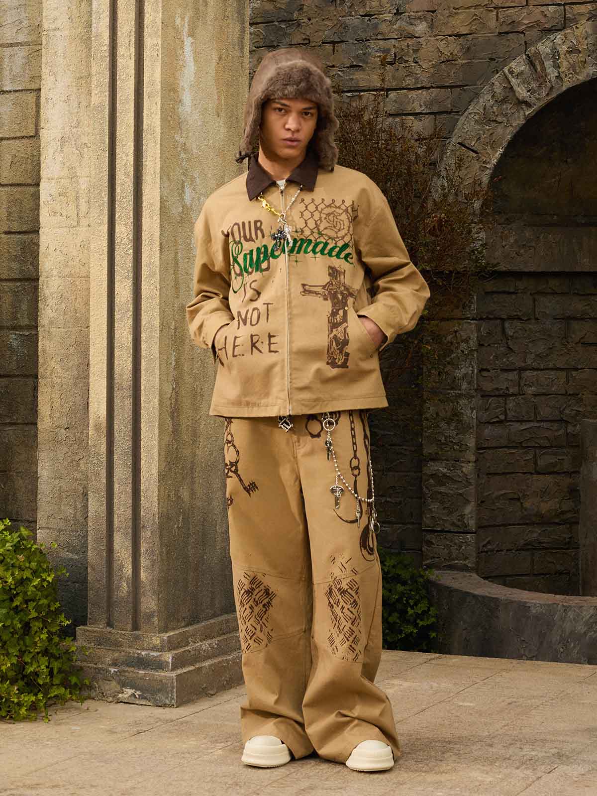 Supermade “Your God Is Not Here” Slogan Print Color-Blocked Embroidered Retro Canvas Set 