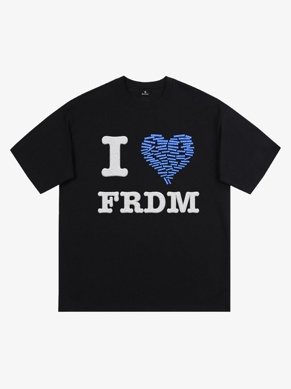 Camiseta gráfica con corazón bordado