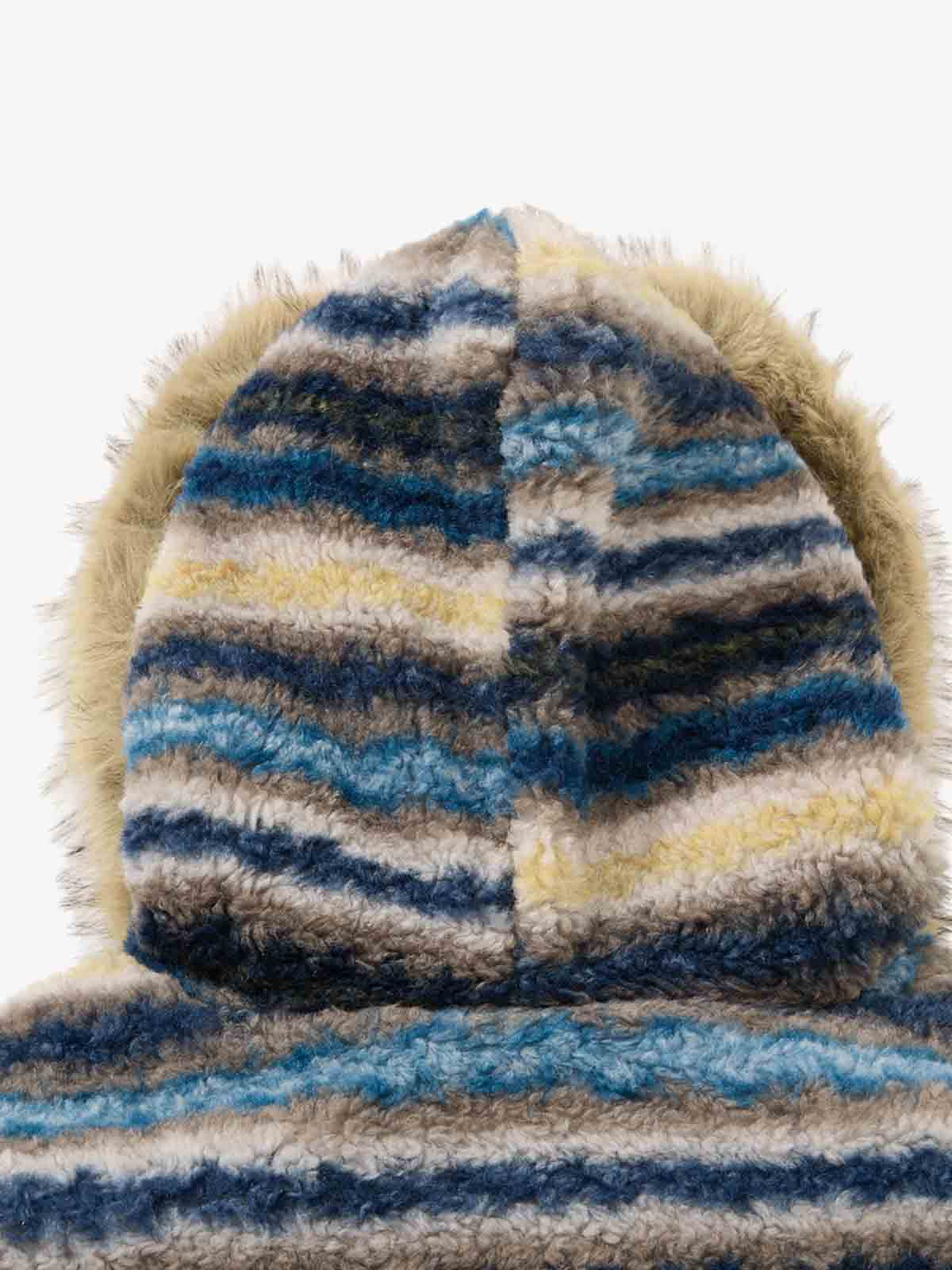 Camouflage Hoodie with Stylish Pink and Black Pattern for All-Season Wear 