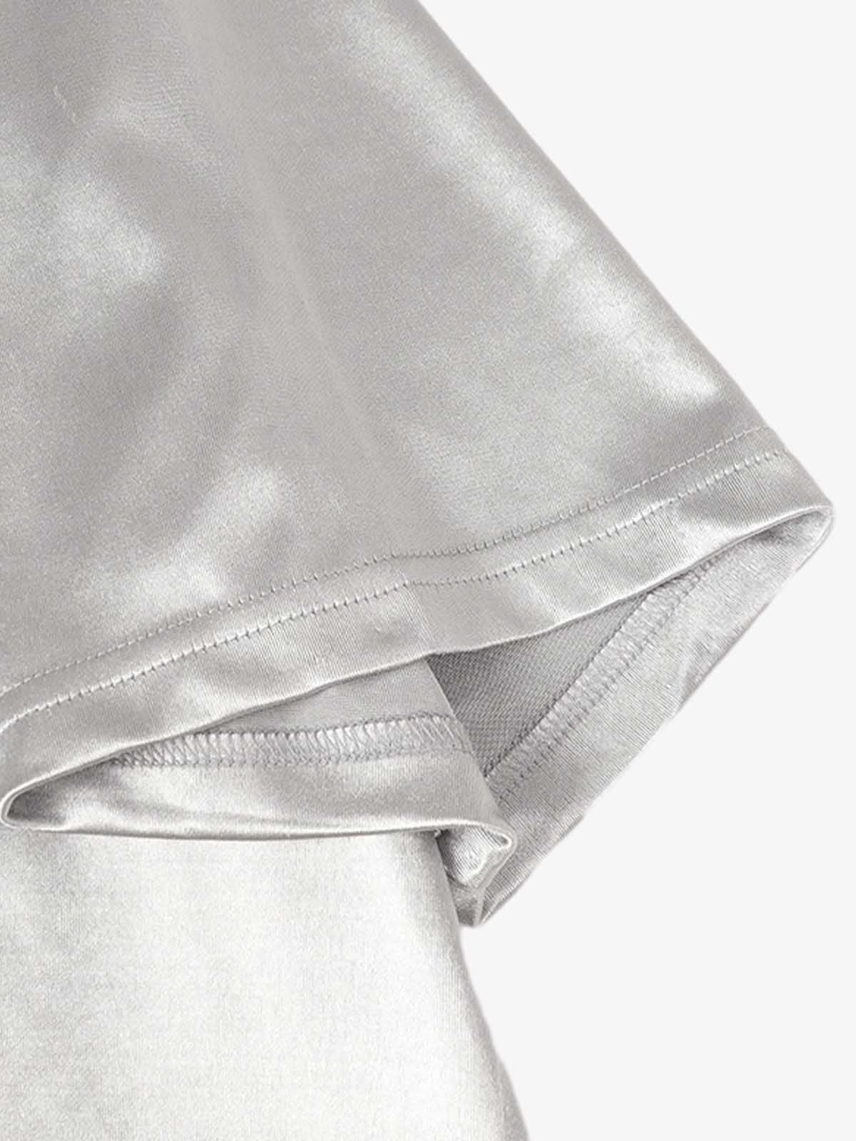 Reflective V-Neck Short Sleeve Top for Casual and Sporty Looks 