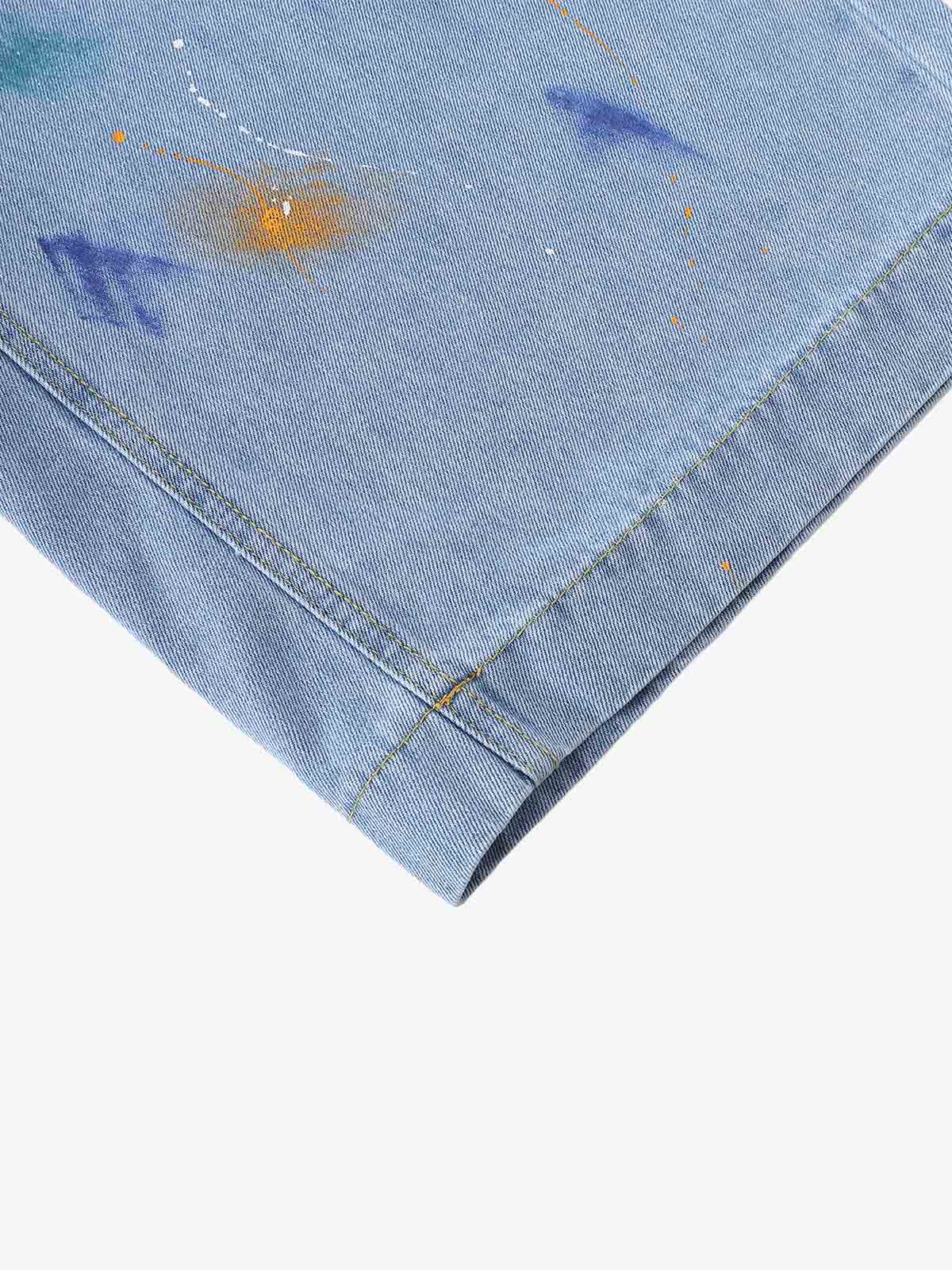 Jeansshorts mit Farbspritzermuster und weitem Bein