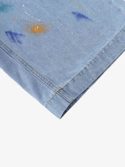 Jeansshorts mit Farbspritzermuster und weitem Bein