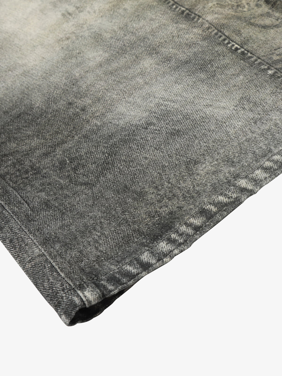 Wide-Leg Denim Trousers with Distressed Look for Modern Fashionistas 