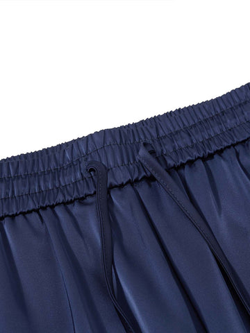 Weite Hose mit Schriftzug und Kordelzug