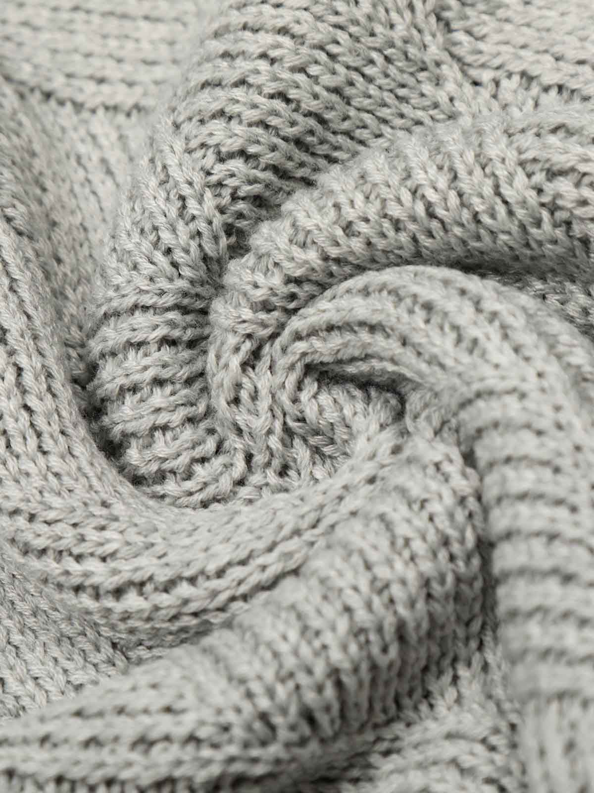 Retro Contrast Collar Embroidery Knit Sweater 