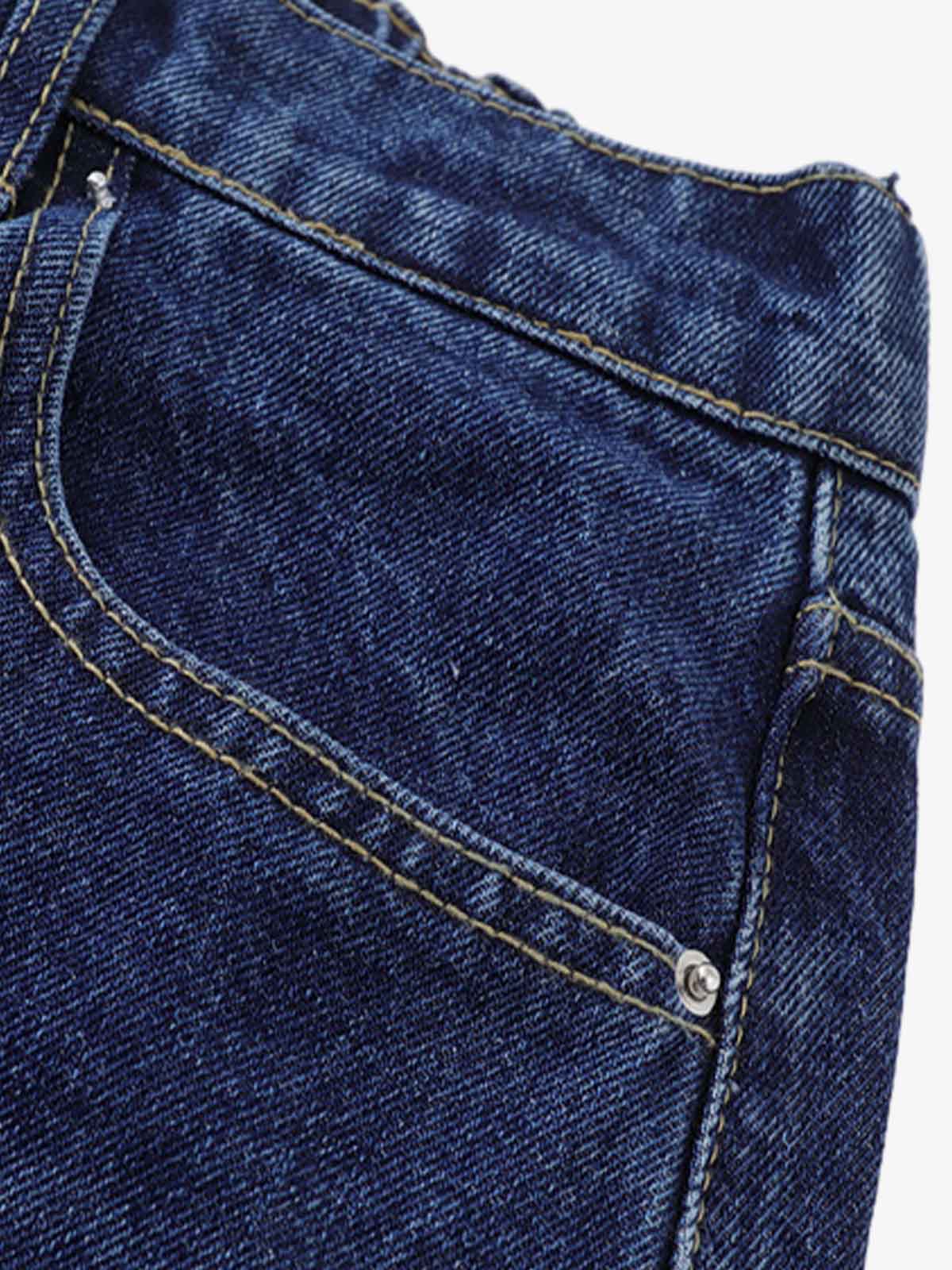 Stylish Star-Patch Denim Shorts for Summer - Perfect for Casual Outings and Festivals 