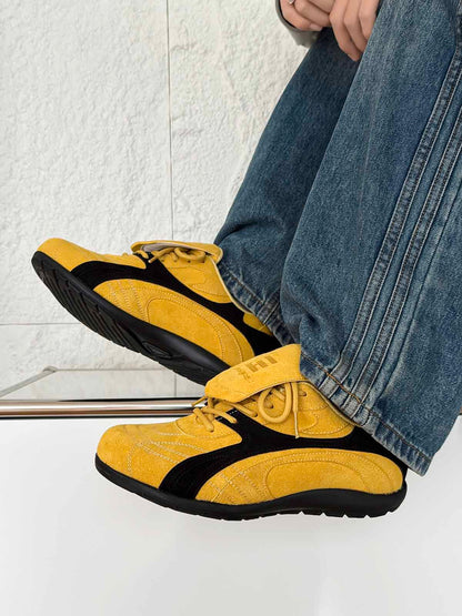 Stylish Yellow Casual Sneakers for Everyday Wear - Comfortable and Versatile Design 