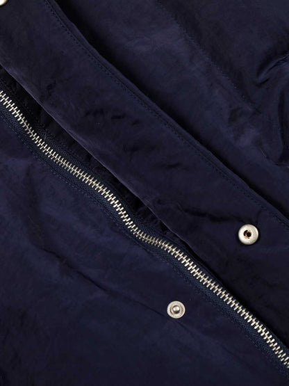 Warmth-Enhancing Faux Fur Collar Vest for Winter Outdoors 