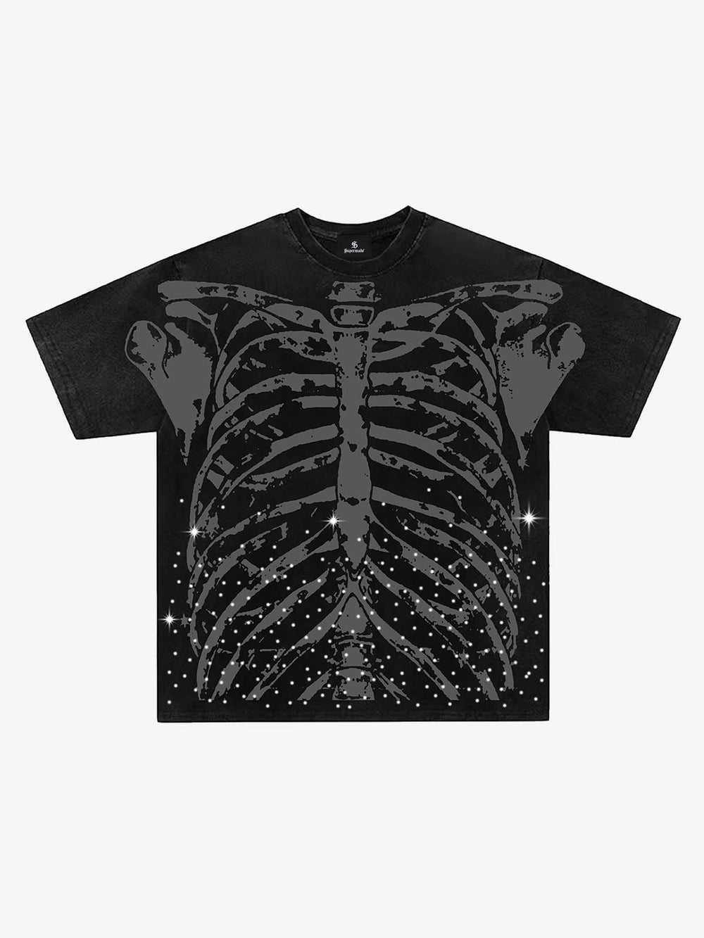 T-shirt effetto invecchiato con grafica a teschio e strass.