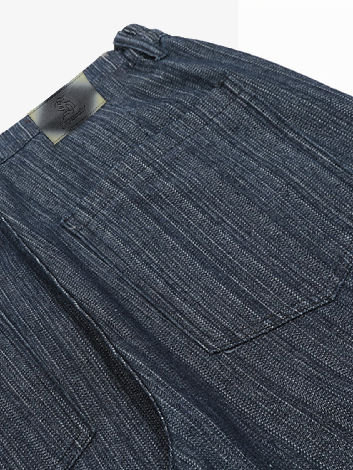 Stylish Wide-Leg Denim Trousers with Pleated Design for Modern Fashionistas 