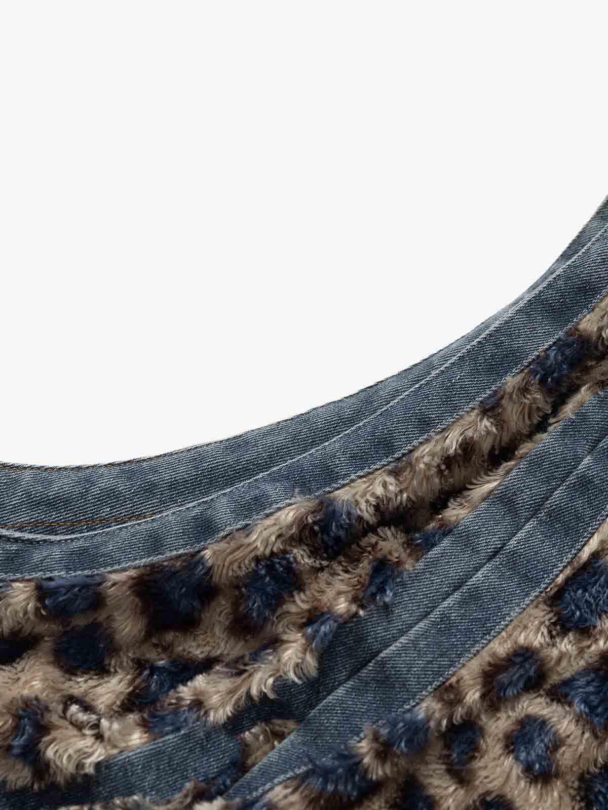 Warmth-Enhancing Faux Fur Collar Vest for Winter Outdoors 