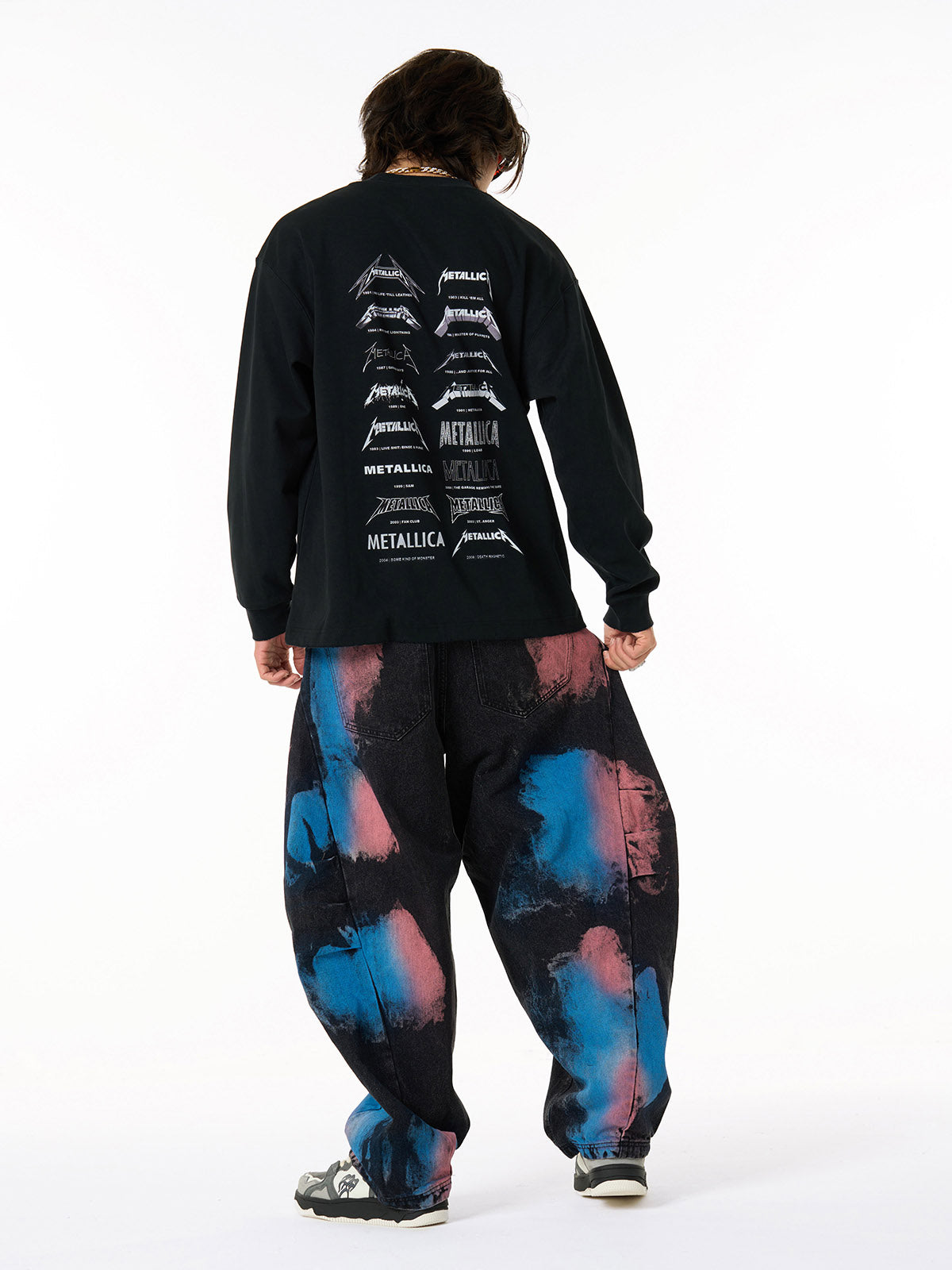 Stylish Long Sleeve Graphic Tee with Camouflage Pants Set for Men 