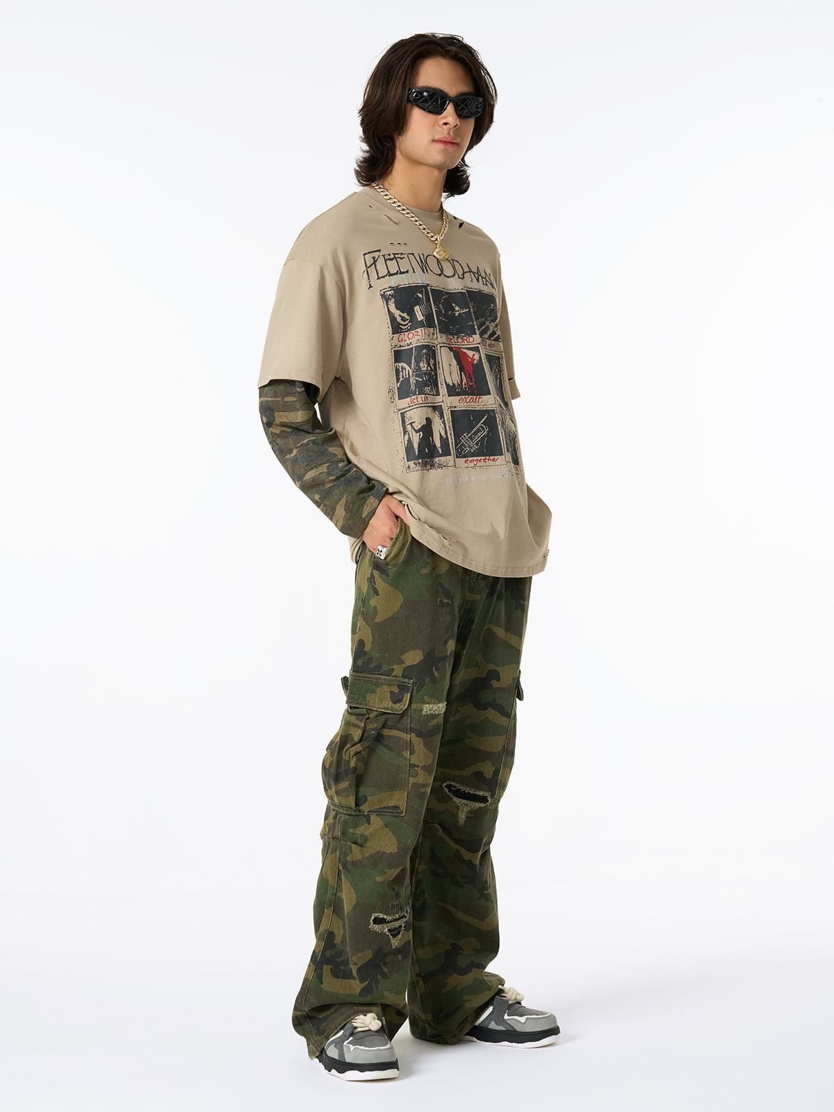 Distressed Camouflage Faux Two-Piece Graphic T-Shirt - 2420 