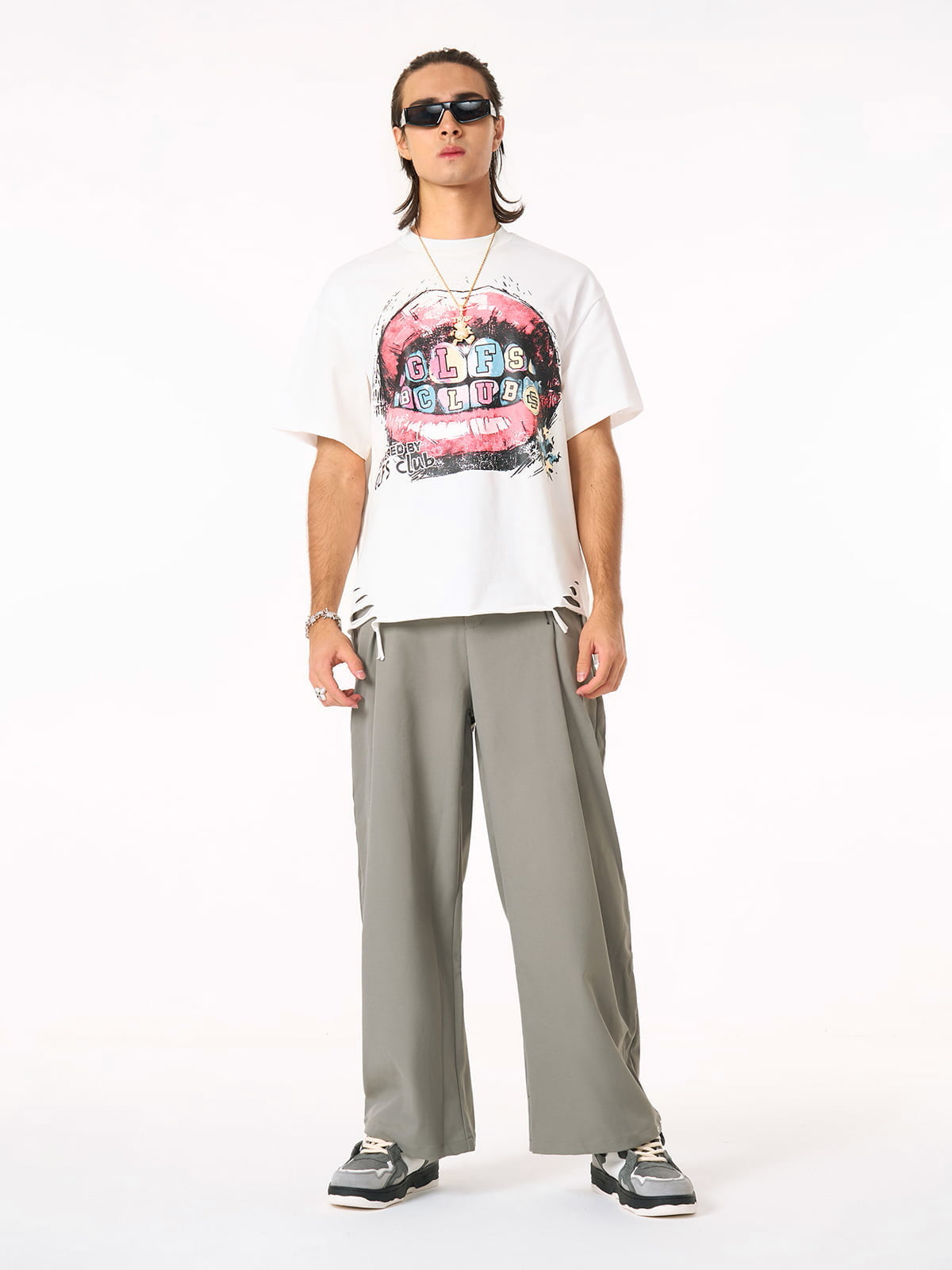 Retro Letter Lip Graphic T-Shirt 