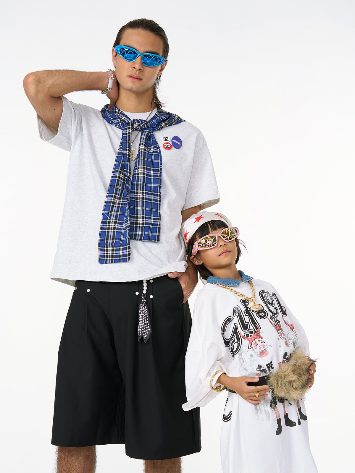 Detachable Badge Hooded Plaid Cape T-shirt 
