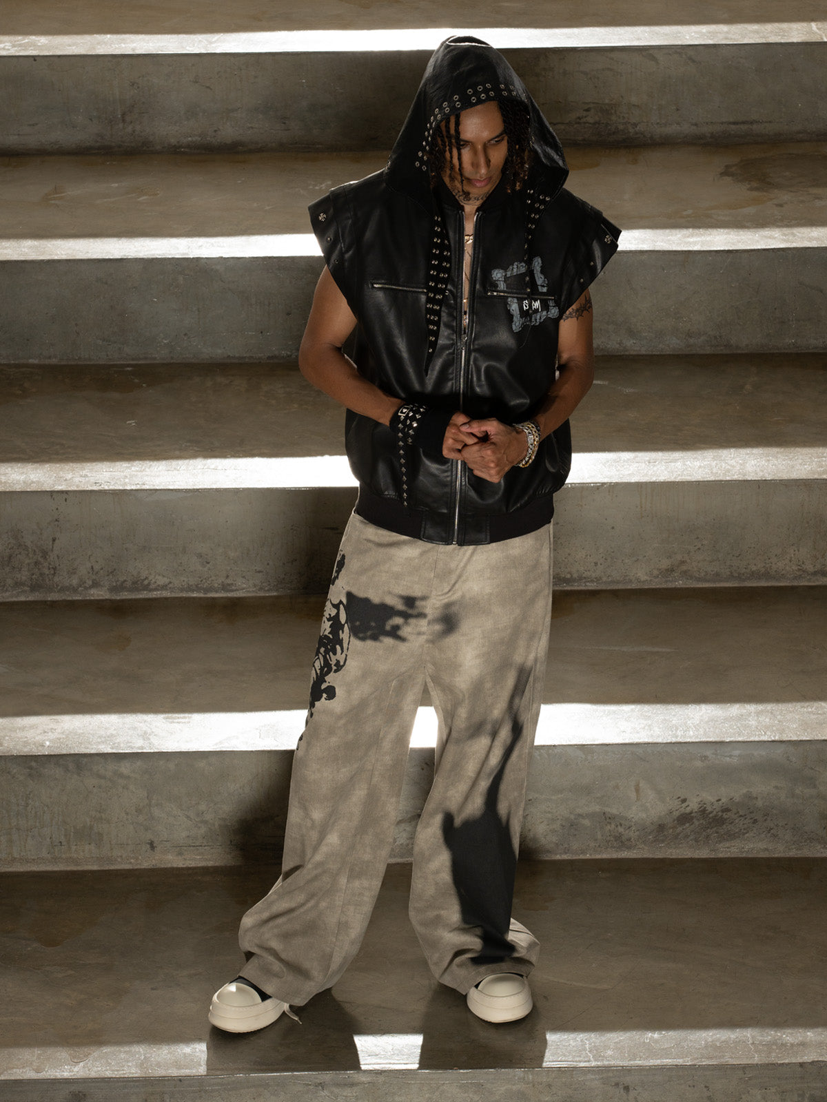 Original Large Cross Angel Print Distressed Jeans 