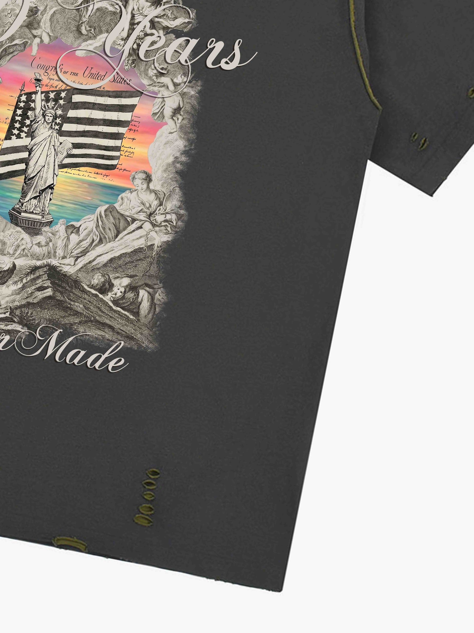 Statue of Liberty Graphic Distressed Reversible T-Shirt 