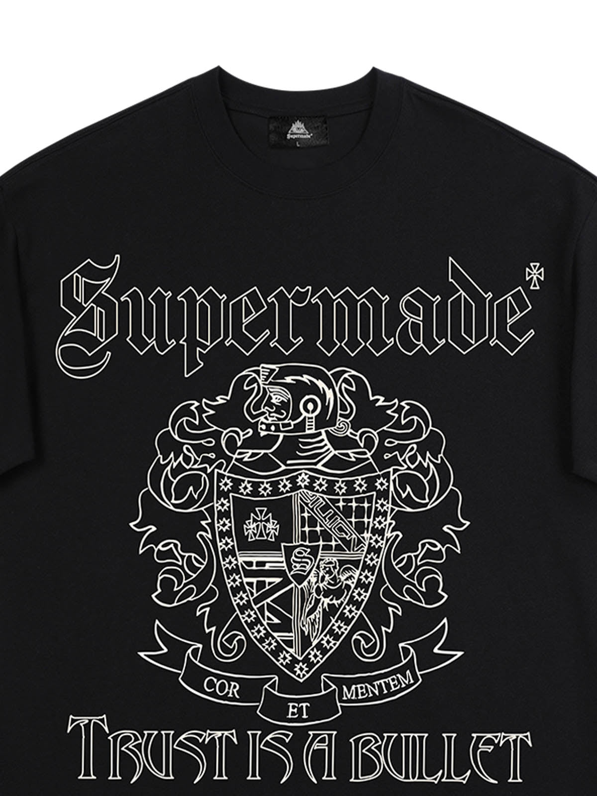 Original Gothic Letter Family Shield Badge Print T-Shirt