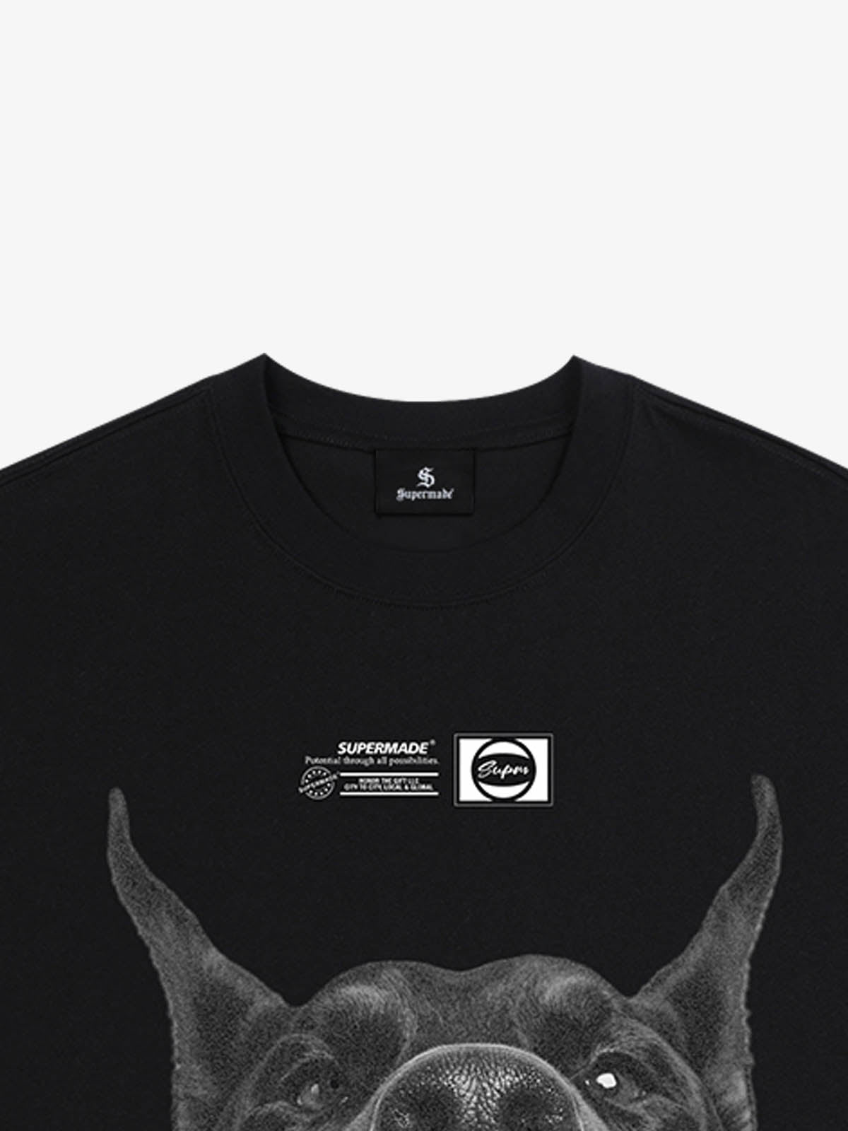 Snarling Doberman Graphic T-Shirt 