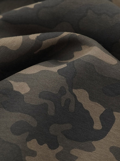 Camouflage Hooded Jacket with Faux Fur Trim - Perfect for Winter Outdoors 
