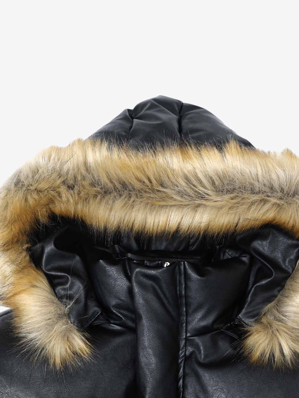 Edgy Spike-Embellished Sunglasses for Fashionistas 