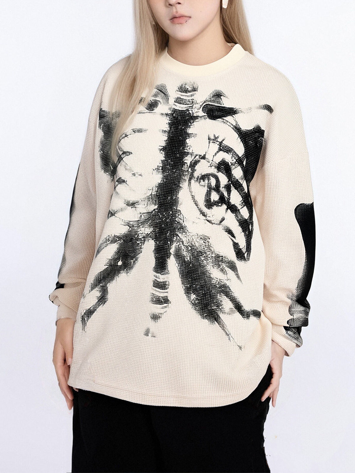 Skeleton Graphic Waffle Crewneck – Spooky Halloween Vibes 