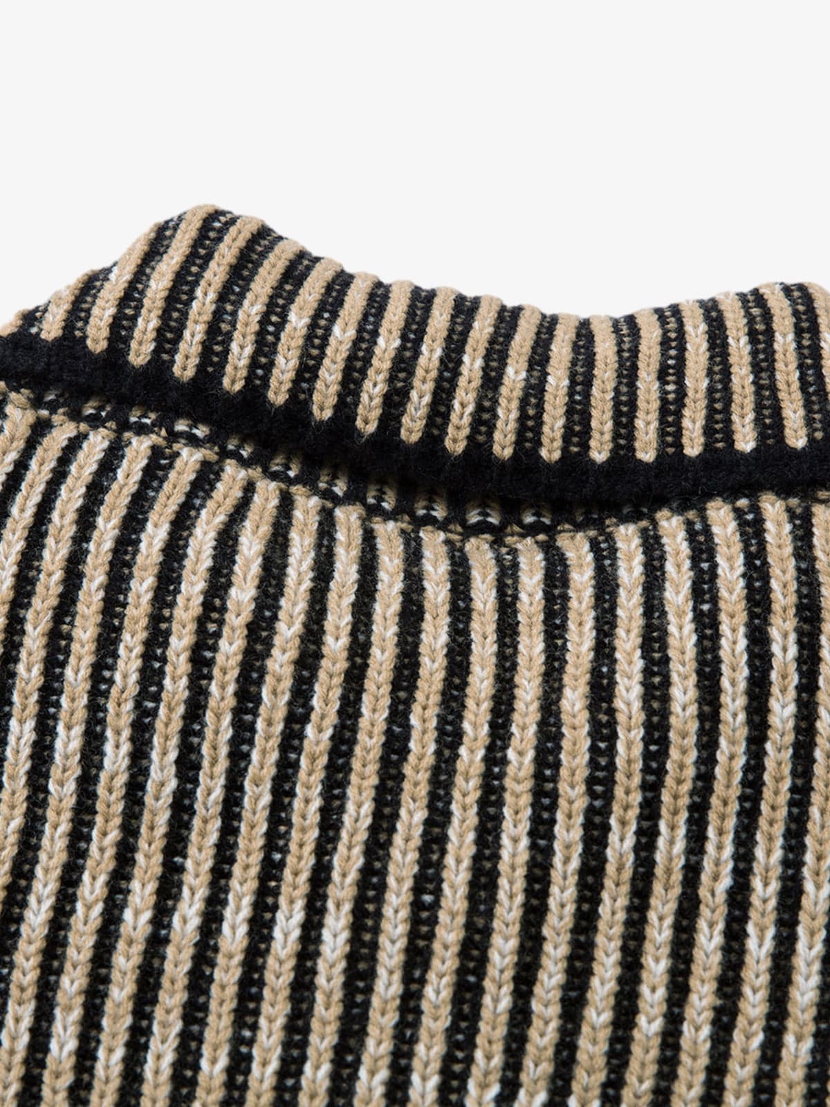 Striped Zip-Up Jacket for Casual Elegance 
