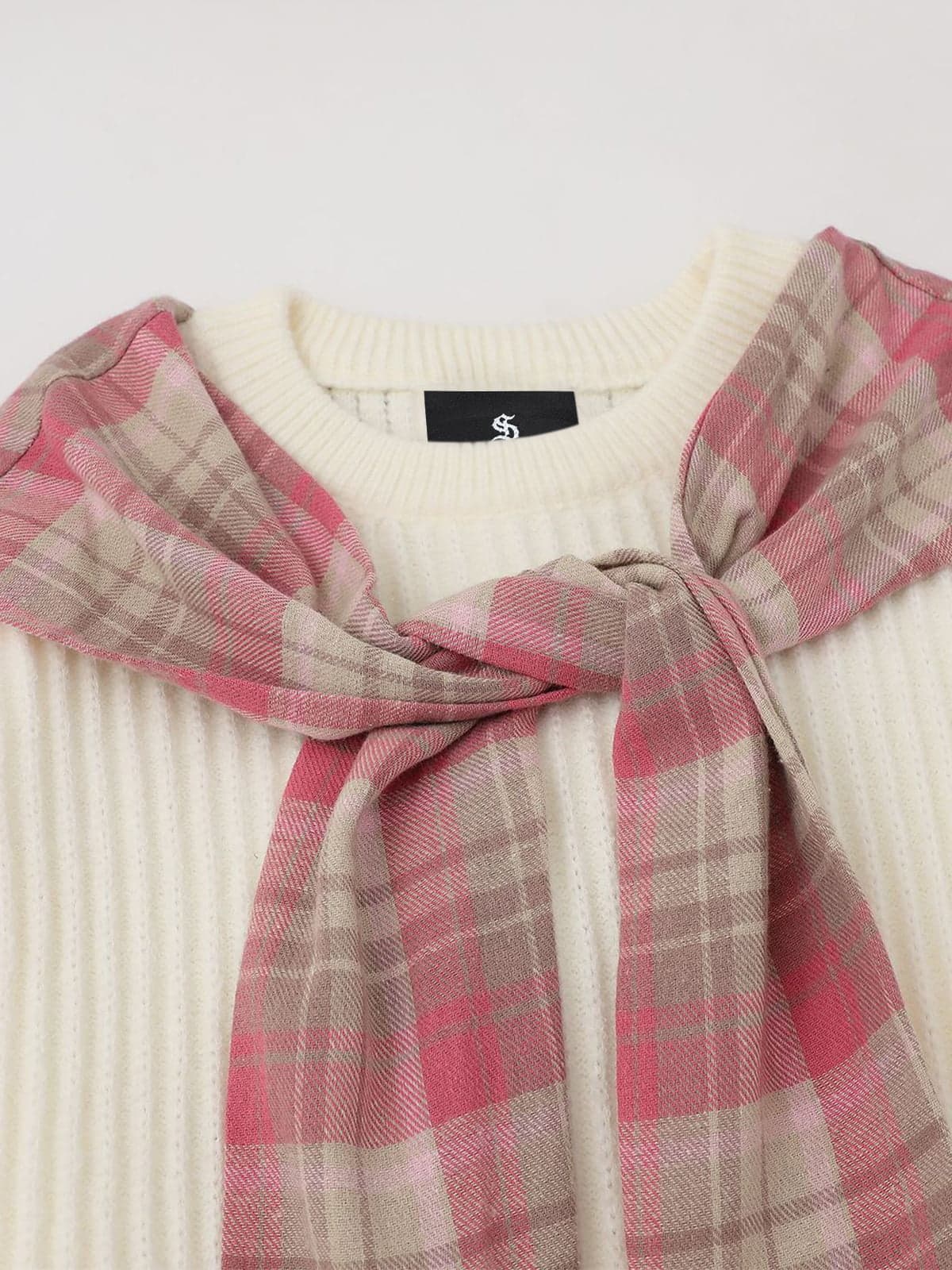 Striped Crew Neck Sweater for Women - Stylish and Cozy Winter Knitwear 