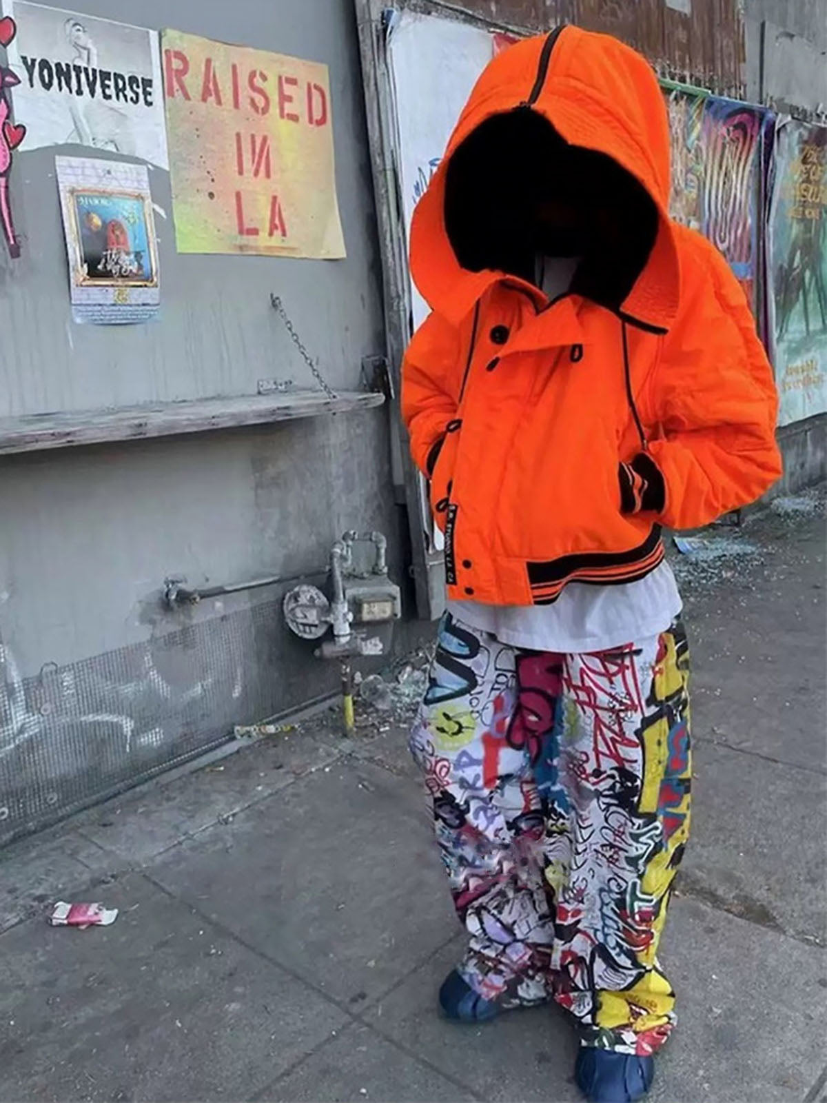 Graffiti Print Wide-Leg Pants for Urban Street Style 