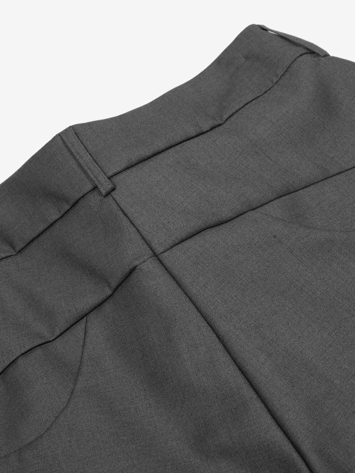 Stylish Wide-Leg Trousers for Modern Fashionistas 