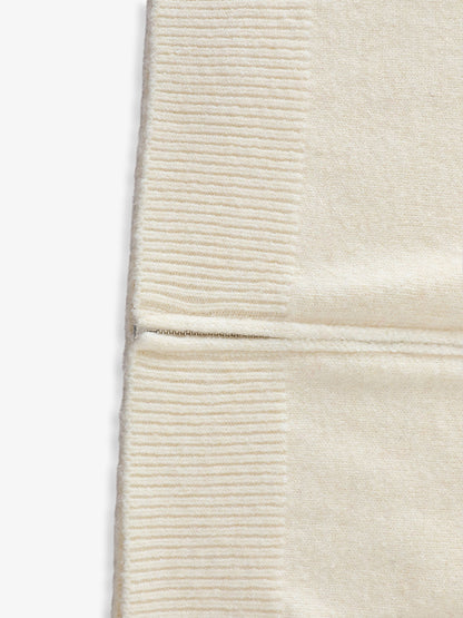 Stylish Star-Embellished Zip-Up Sweater for Casual Elegance 