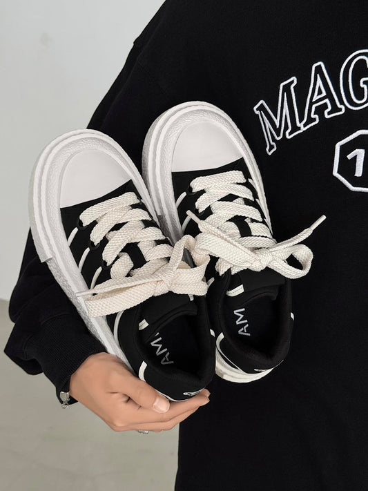 Hidden Height-Boosting Sneakers with Stylish Platform Design 