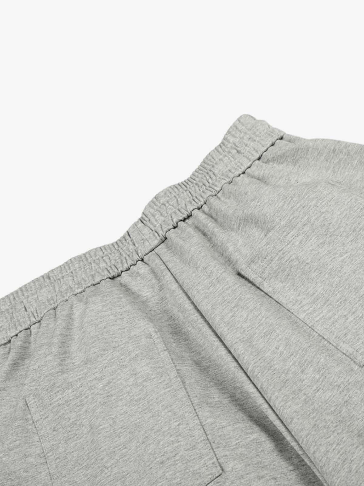 Wrinkled Detail Multi-Pocket Cargo Sweatpants