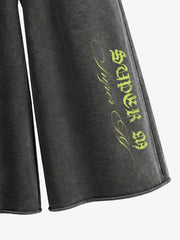 Pantalones cortos deportivos con diseño gótico