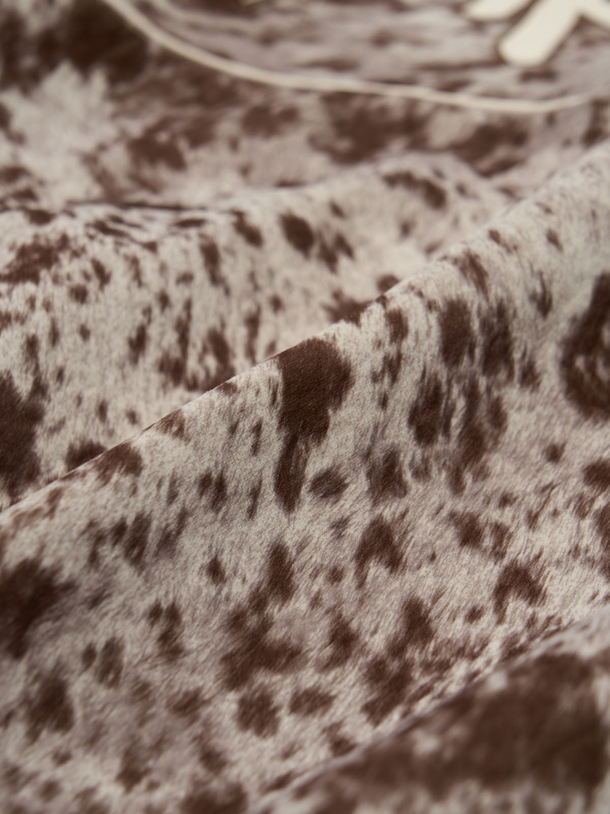 Retro Statement Snow Leopard Fleece Jacket 
