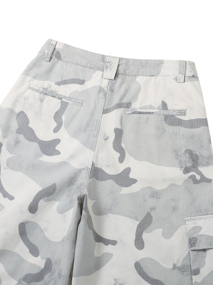 Camouflage Multi-Pocket Cargo Shorts 