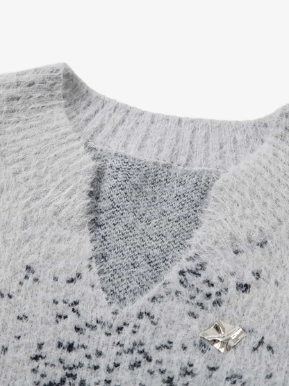 Stylish Speckled Knit Sweater with Embellished Buttons 